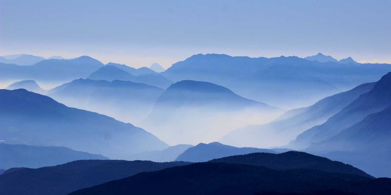 从域名注册到主机托管：35网云安全中心如何通过漏洞扫描、基线检查与合规性审计构建企业数字资产防护闭环
